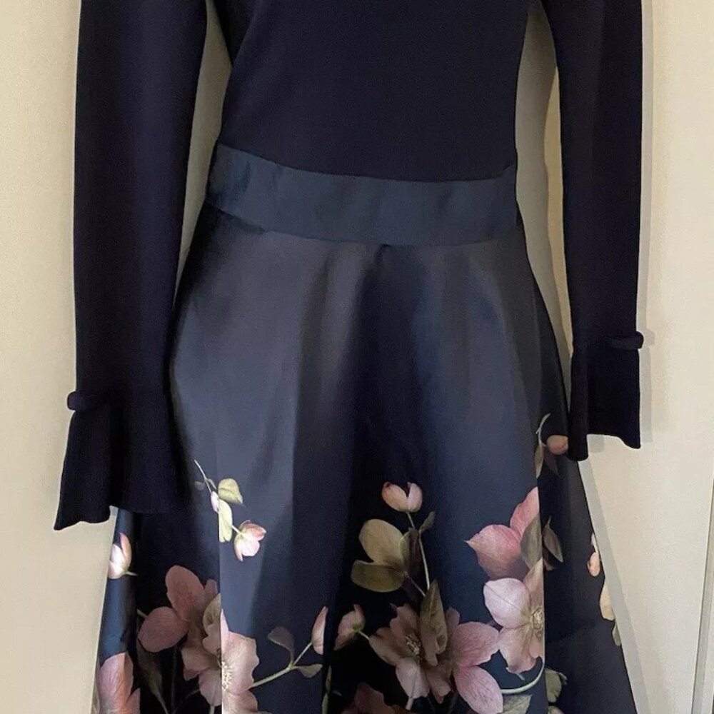 TED BAKER Seema Arboretum Knitted Bodice Floral Dress Navy Size 4 (UK); Size 10